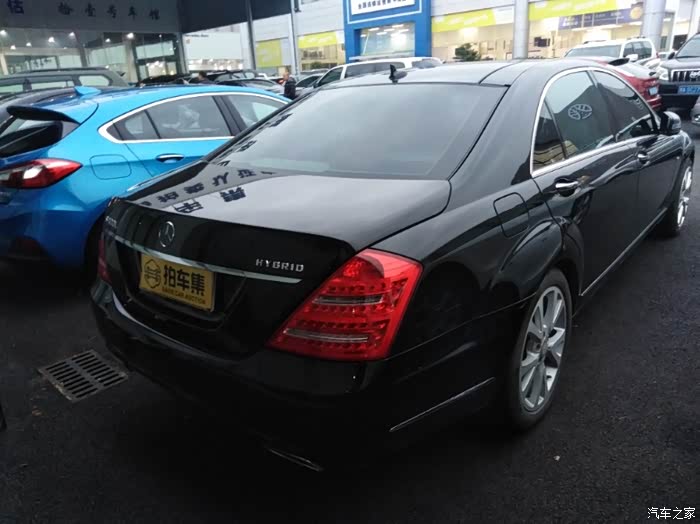 出售一台2013年奔驰s400l