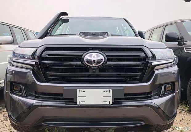 原厂改装酷黑柴油够帅的