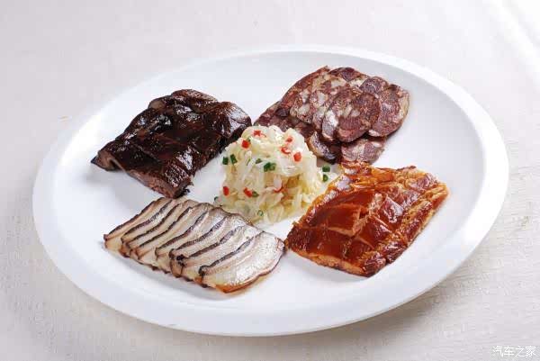 你好2021美食天下牛年大吉之拼盘美食广场