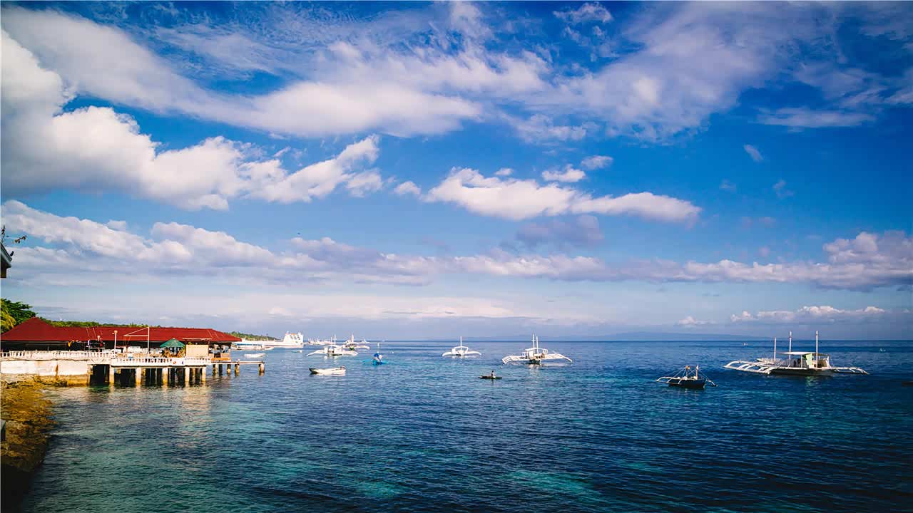 绝美的海岛风光,旅游的绝佳选择,洁净清澈的浅海风光