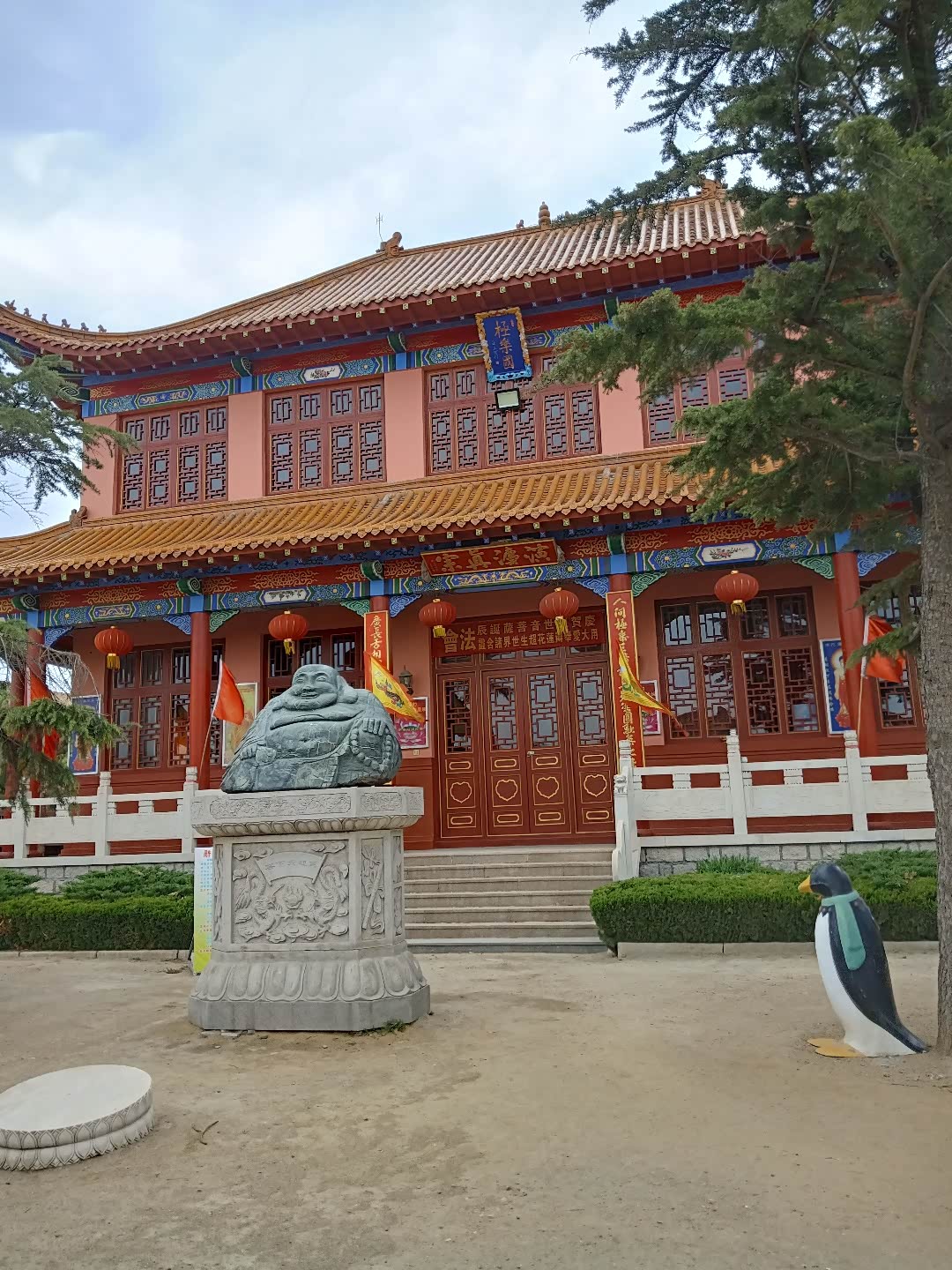 图 我跟小九去拜佛