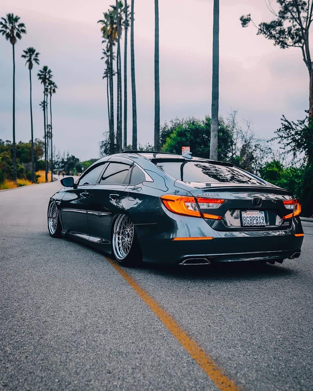 运动与质感的全面进化,低趴十代雅阁 .