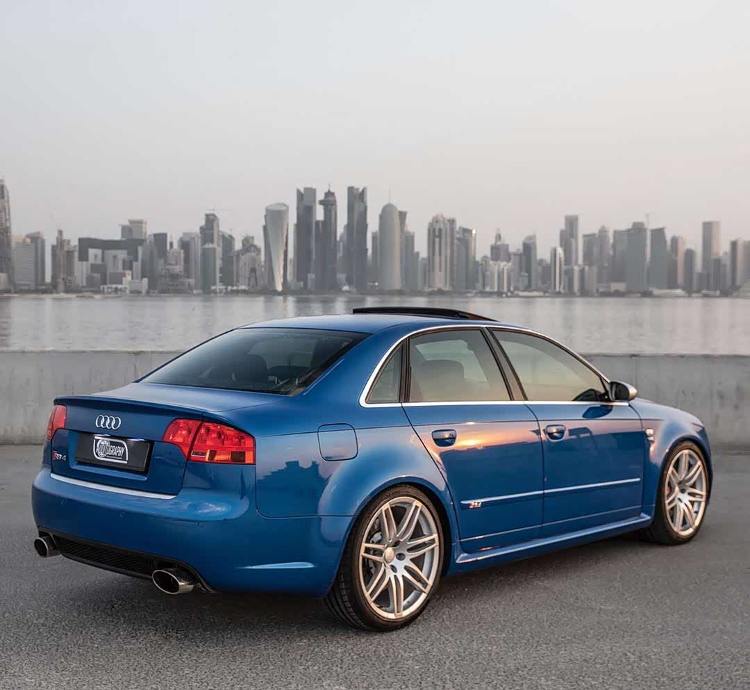 奥迪rs4三厢版,不过是过去的事情了