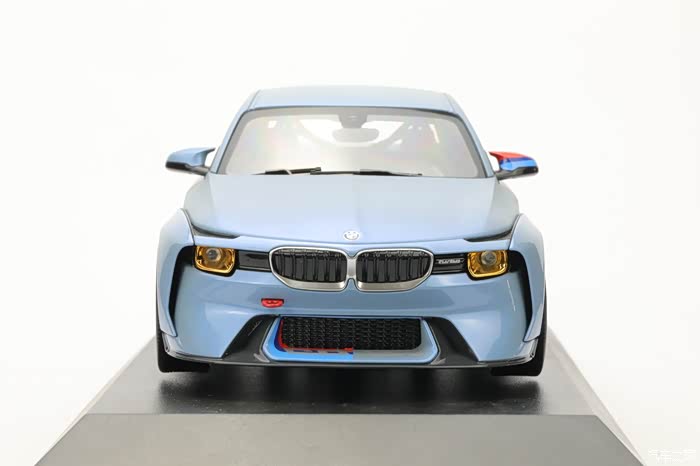 宝马2002hommage概念车模型欣赏