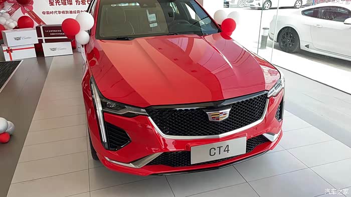 抢先看一眼入魂的凯迪拉克ct4赛博红