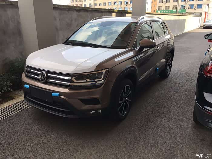 途岳金色伴我一路前行