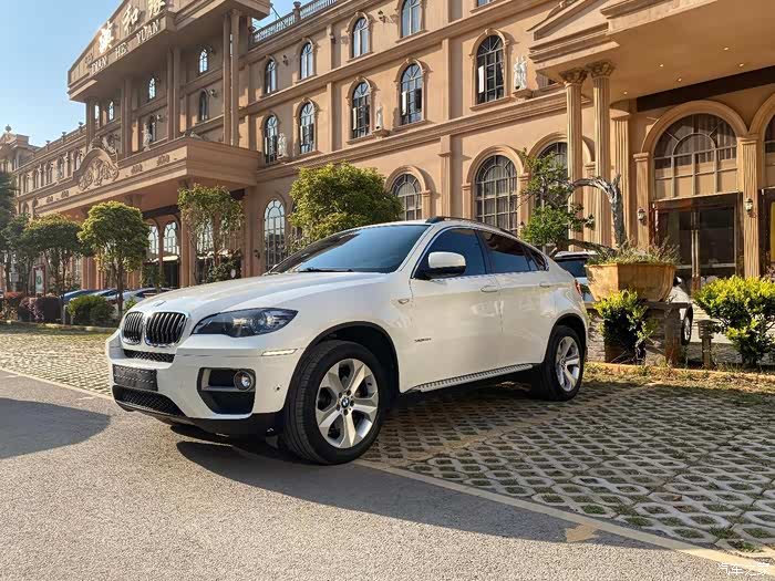 宝马x6 2015款 xdrive35i 领先型