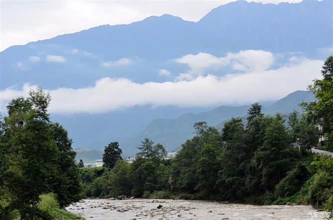 是大熊猫适宜的栖息和繁殖地唐家河印象