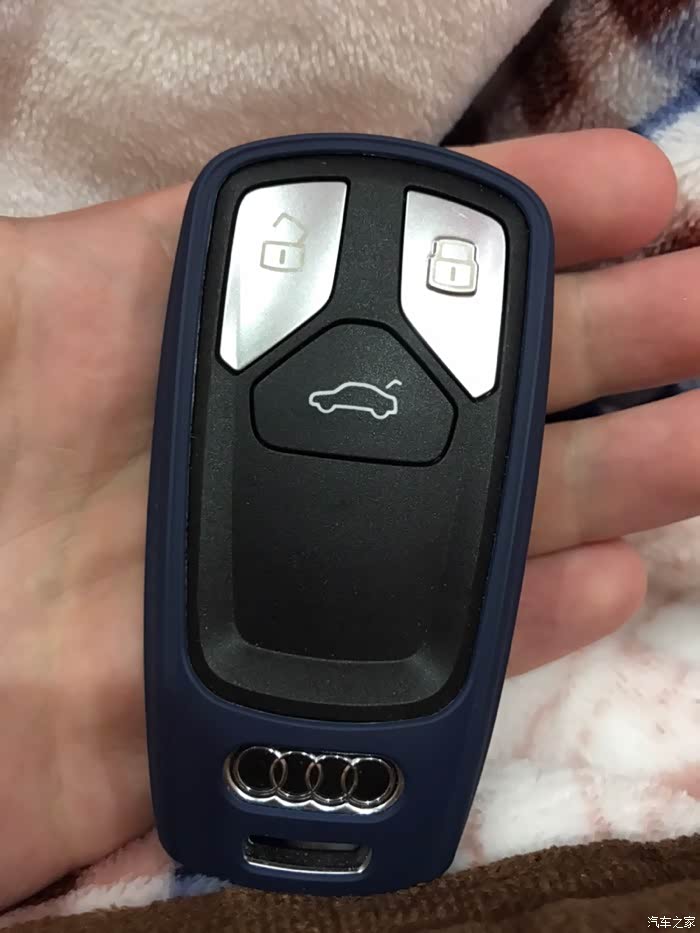 奥迪a5coupe45四驱个性化选装提车作业