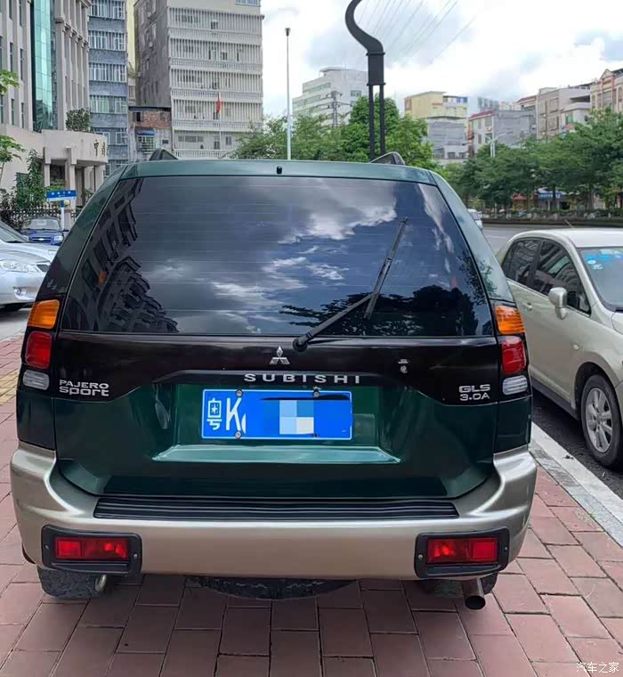广东茂名个人转让极品三菱帕杰罗速跑硬派越野车30四驱超豪华版
