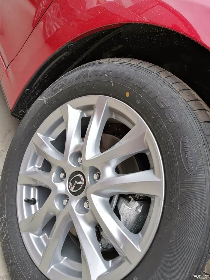 【图】2018 出厂小昂两种轮胎_马自达3 axela昂克赛拉论坛_汽车之家