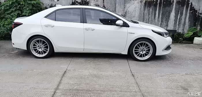 卡罗拉18寸轮毂