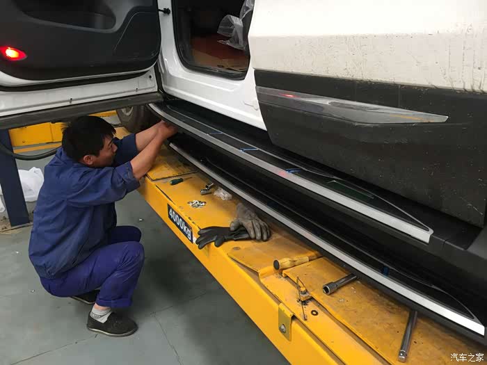 【图】【山东长安车友会】cs75安装侧踏板作业_长安cs75论坛_汽车之家