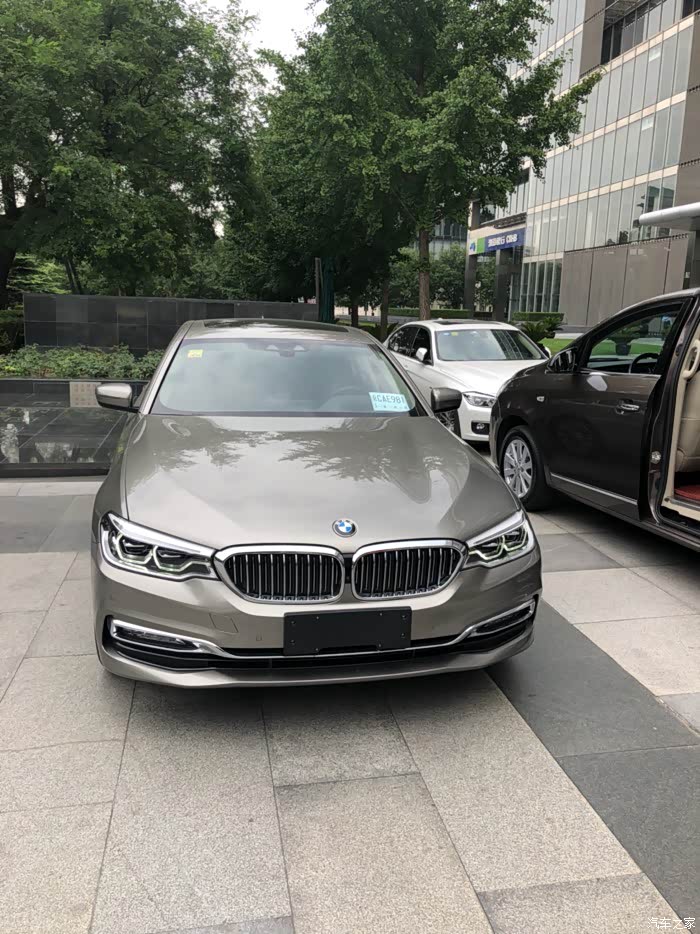 【图】关于铂金银颜色的一些实拍_宝马5系论坛_汽车之家论坛