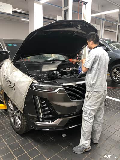 凯迪拉克xt6首保