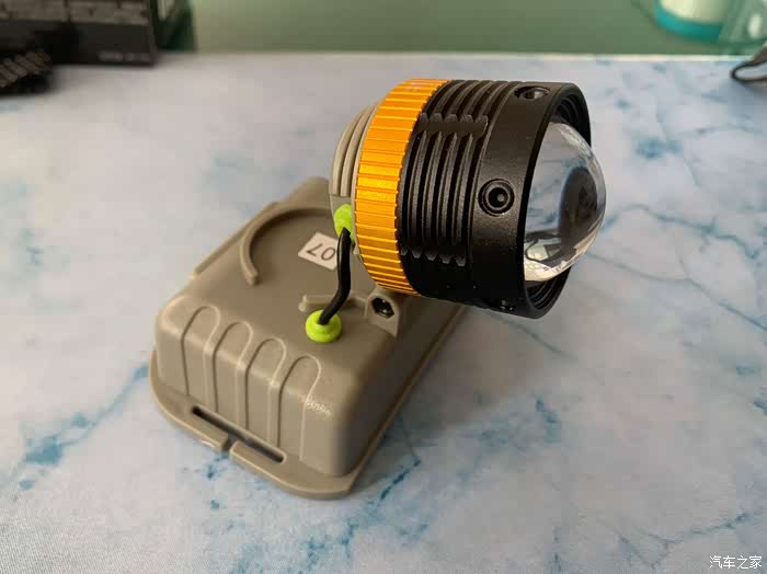 735期沃尔森w100户外强光头灯评测