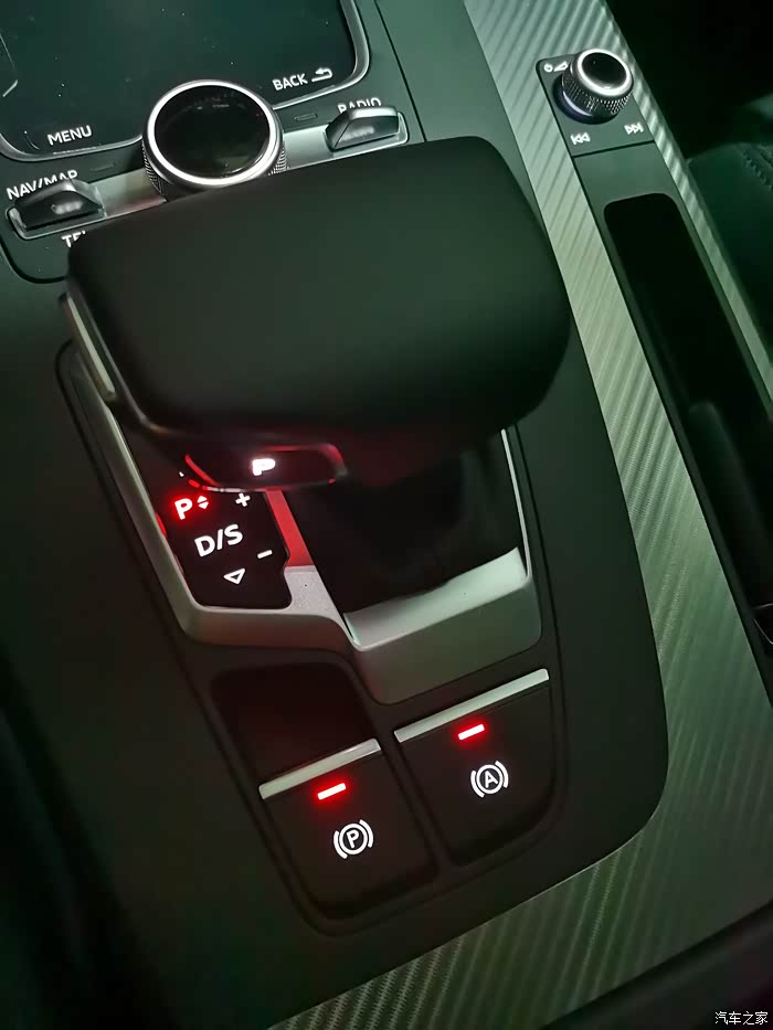 【图】停车挂p挡自动驻车(auto hold)按钮灯有时亮有时不亮_奥迪q5/q5