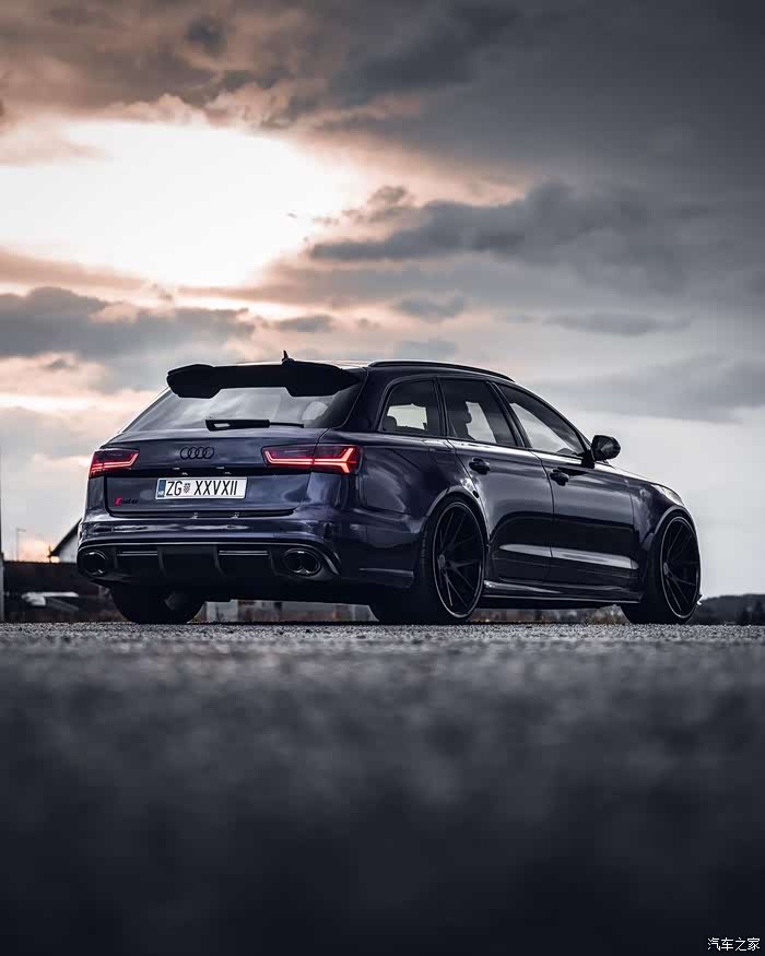我们都爱旅行车奥迪rs6 avant 是最豪华的一款