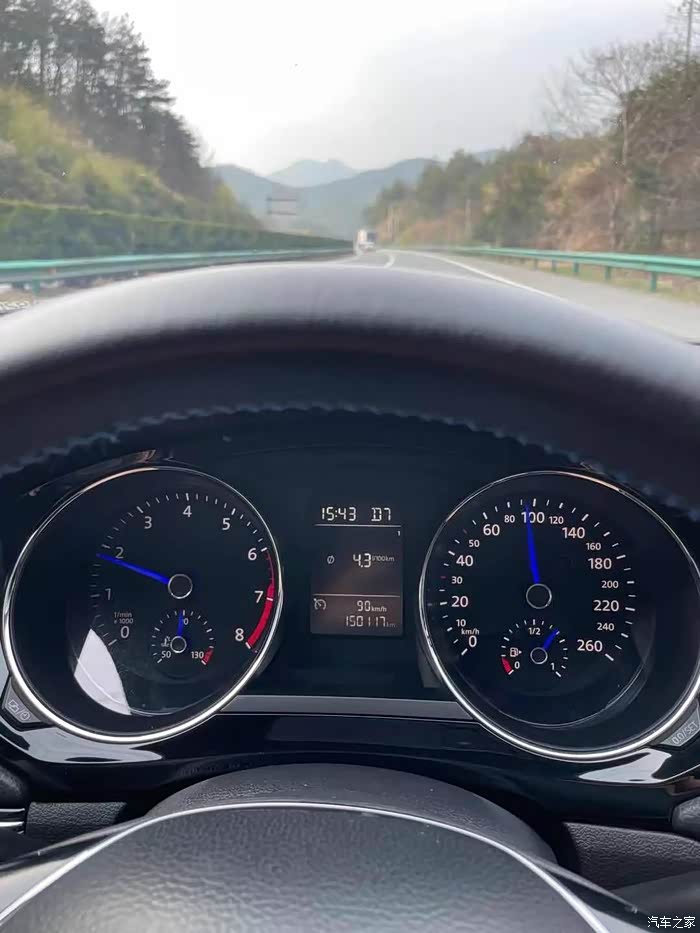 蓝针大众跑高速很巴适