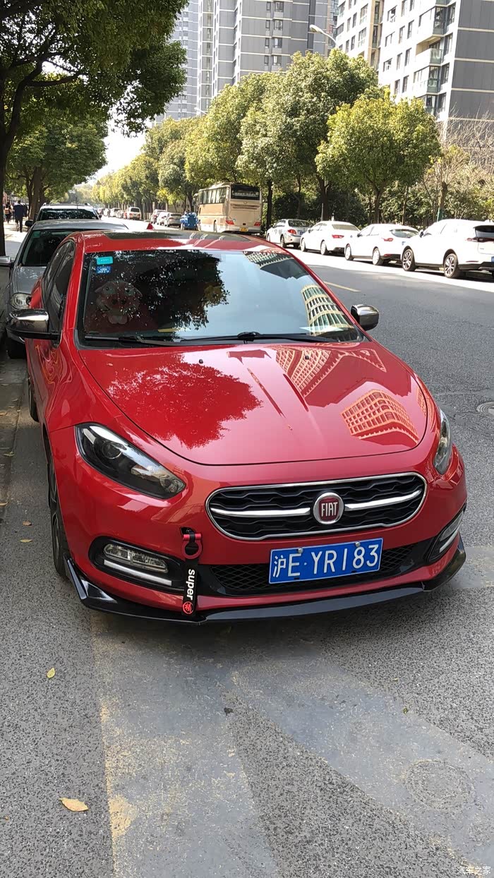 个人车菲亚特菲翔致顶配夜行者版全国限量s版