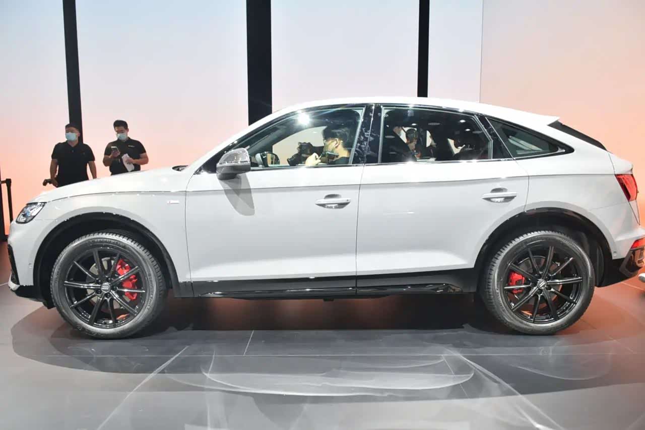 新车基于奥迪ql打造,拥有一个更加运动的溜背造型.