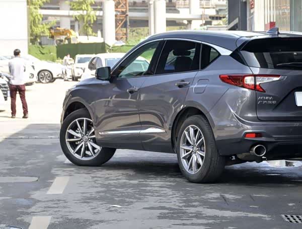 讴歌rdx外观设计犀利动感