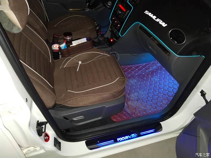 自己改的车内氛围灯