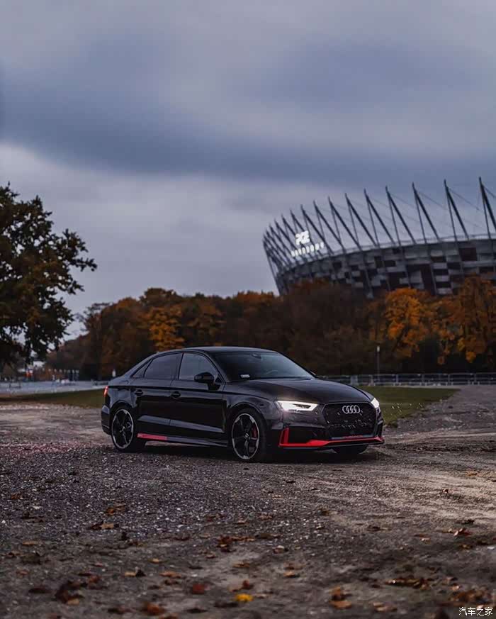 低调的奥迪rs3,第一眼见到它心动的感觉