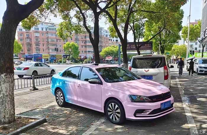 【图】蓝变粉这种渐变色的速腾看着不错_速腾论坛_汽车之家论坛