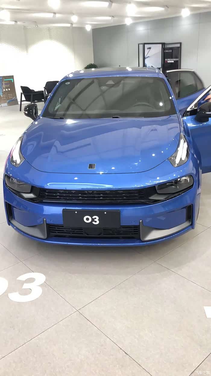 领克03车型颜色实拍图!帅帅帅