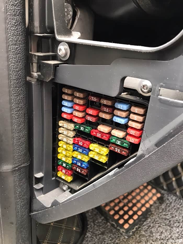 拍除 电机坏了 有没有水 喷水口有没有堵 在看保险丝 我的修好了 自己