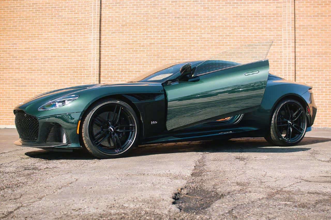 aston martin dbs因你太美