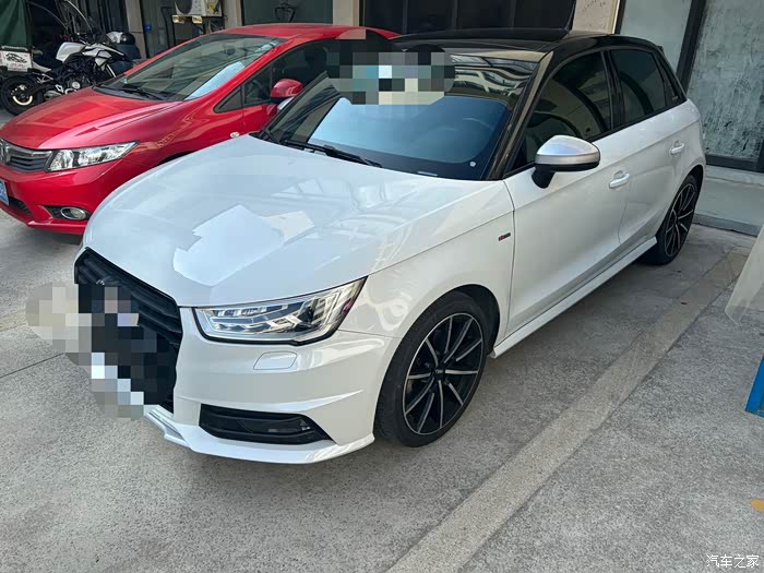 奥迪a12018款30tfsi限量典藏版