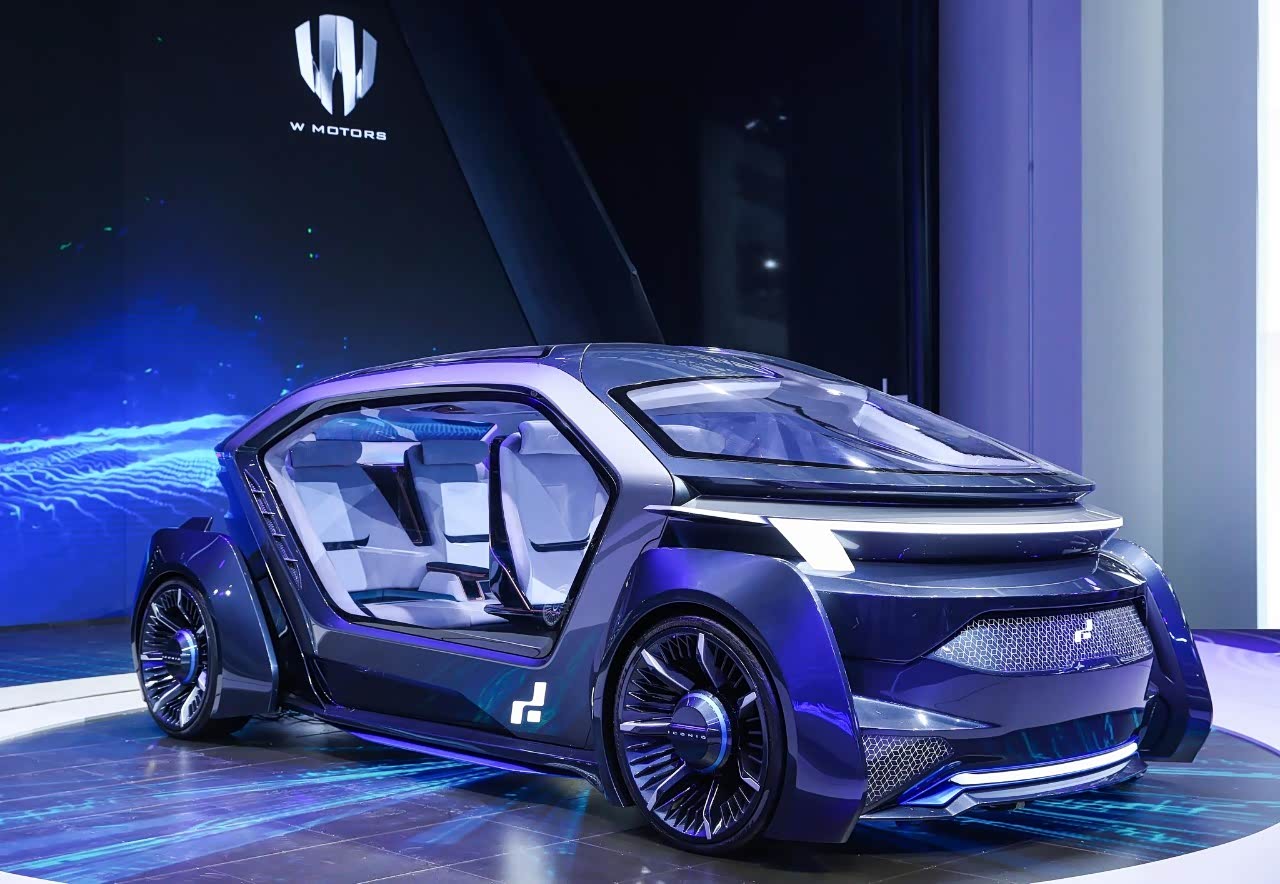 整车看起来比较个性时尚