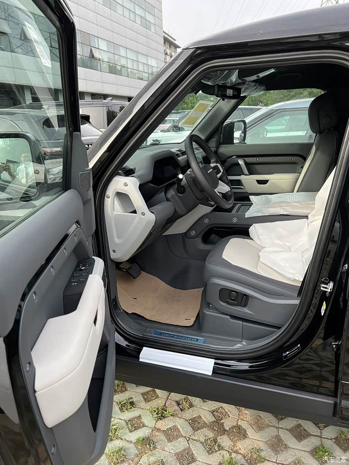 【图】有白色内饰车主吗?_路虎卫士论坛_汽车之家论坛