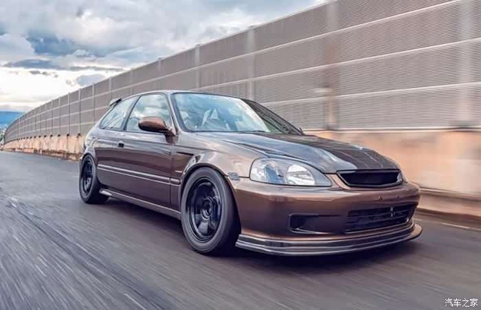 b18c的两种美妙生活 civic代管在世界哪个角落,都辆受到欢迎的本田车