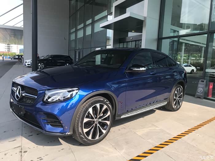【图】glc260轿跑宝石蓝提车前的热身照._奔驰glc论坛_汽车之家论坛