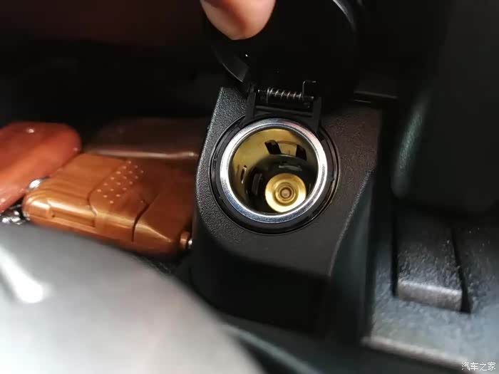 【图】就想问问2020款谁买到合适的点烟器了_奔驰glc论坛_汽车之家