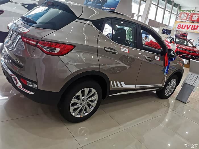 【图】去展厅一揽东南新款车型dx5_东南dx5论坛_汽车之家论坛