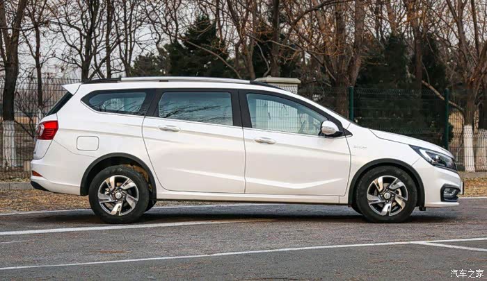 78万元就能购买的自动挡?宝骏310w怎么样?