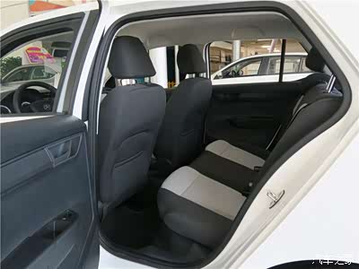 晶锐后排空间展示