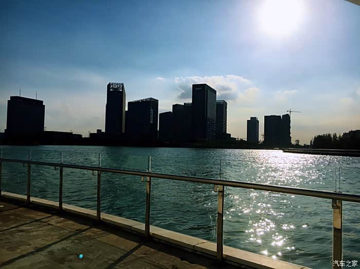 逛一逛天禄湖公园