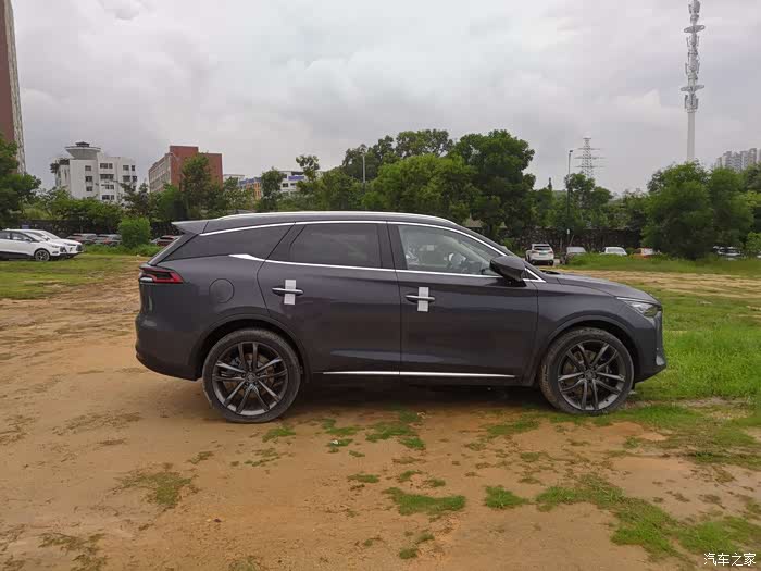 比亚迪唐二代dm山脉灰订车附图