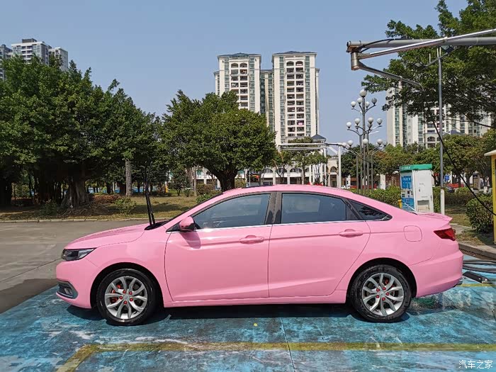 3年老司机教你降低养车成本自己换帝豪gl空气滤芯跟空调滤芯