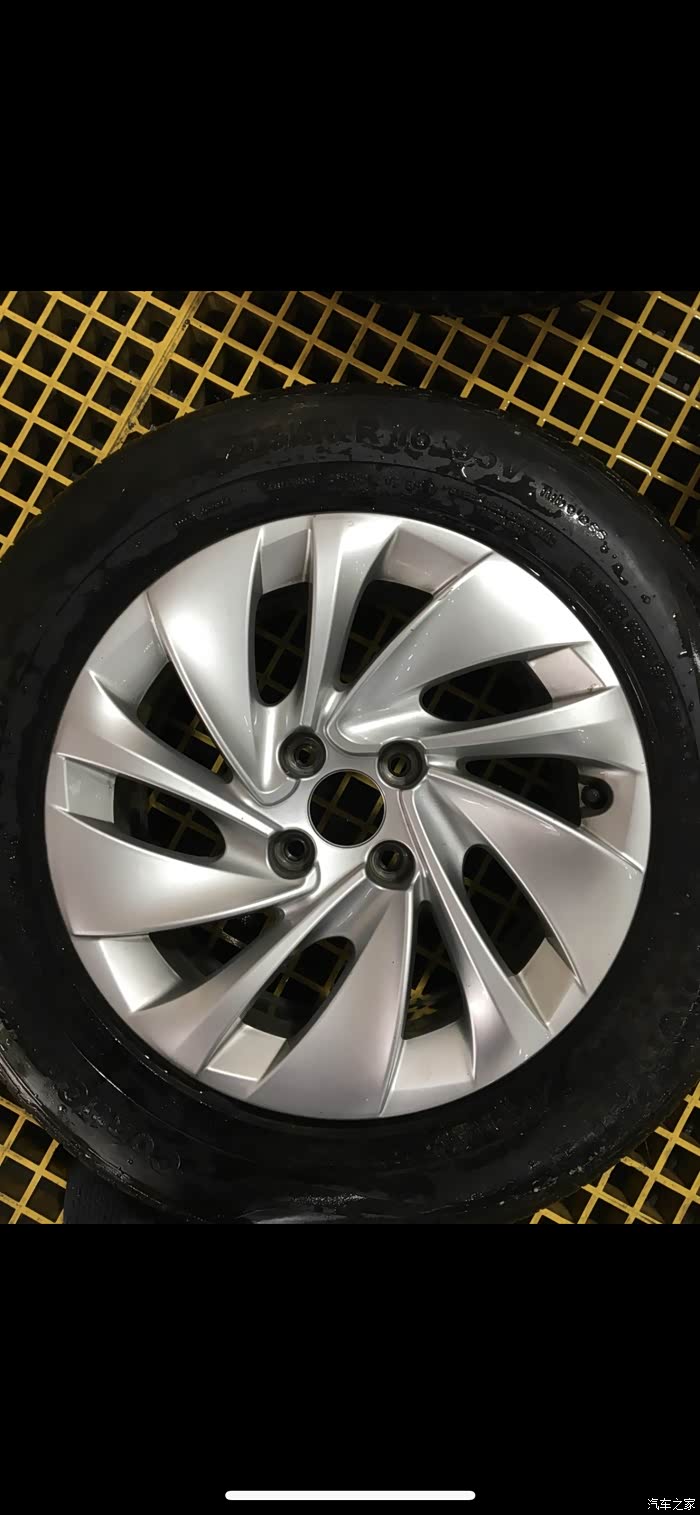 求购ds 5ls 16寸原厂轮毂一套