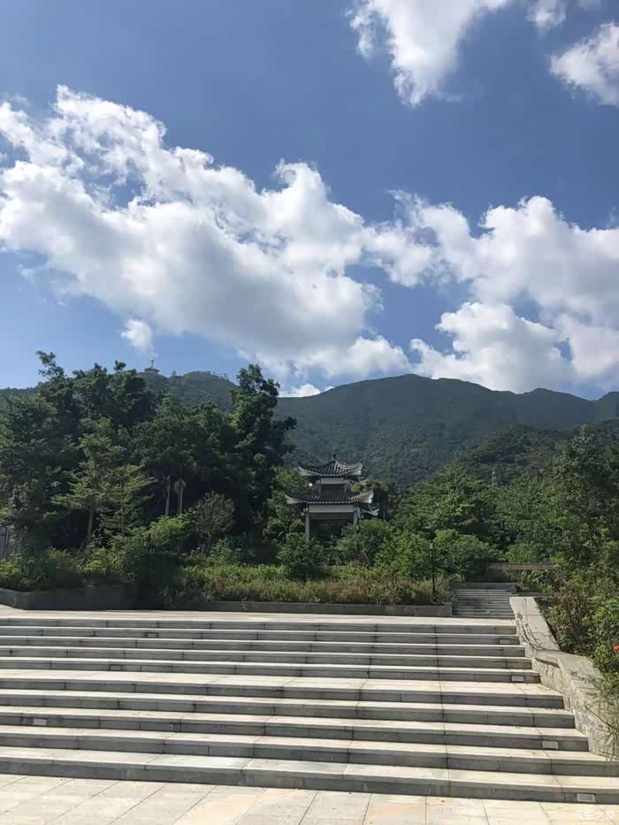 将军山的风景美如画我想吟诗