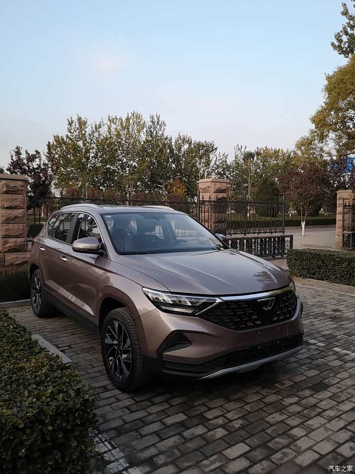 有提车香薰灰的请发一下图片 谢谢