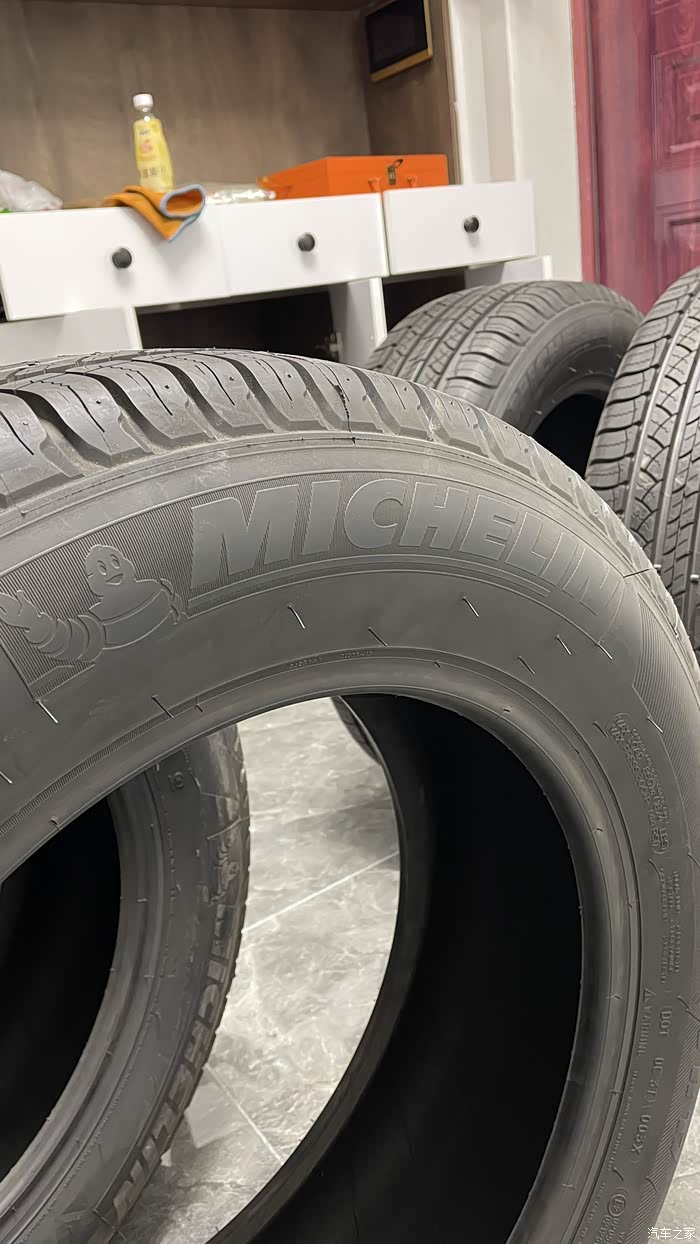 闲置全新米其林22565r17四季轮胎