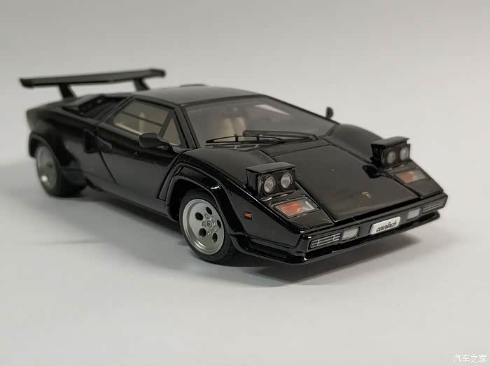 值得记住的跳灯兰博基尼countach5000s