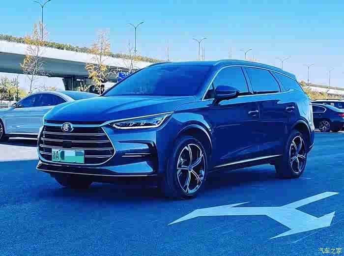 比亚迪唐dmi是一款非常出色的混动车型